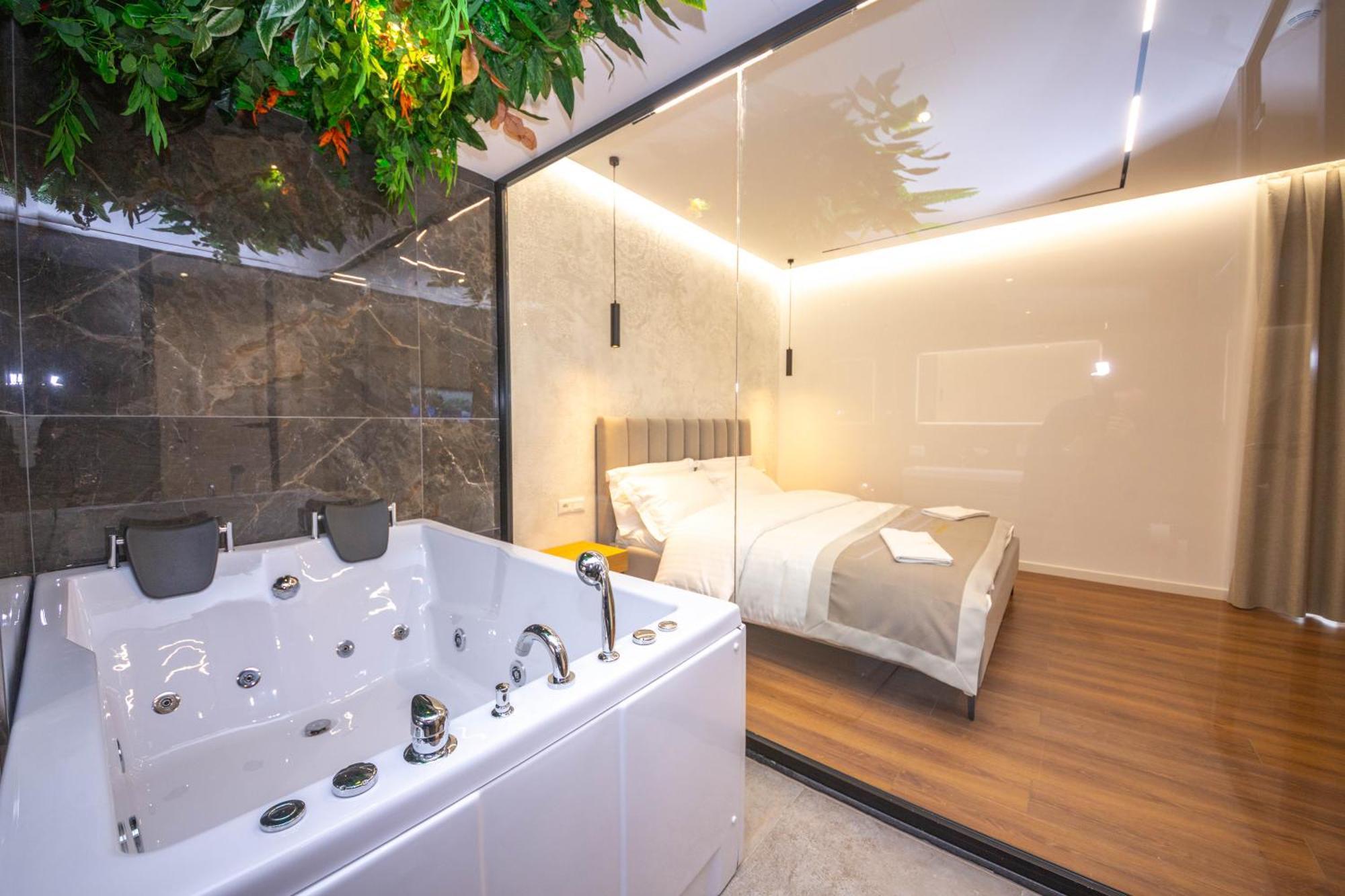 Riviera 4*